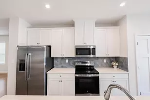 612 Maple Lawn Dr, Bowie, MD 20716 - Photo 12