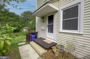11 Hillside Rd, Greenbelt, MD 20770 - Photo 4
