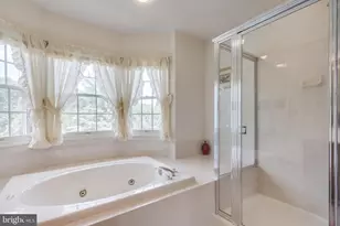 2001 Clearwood Dr, Bowie, MD 20721 - Photo 28