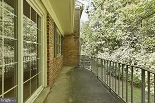 5920 Westchester Park Dr, College Park, MD 20740 - Photo 14