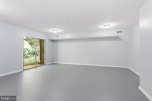 5920 Westchester Park Dr, College Park, MD 20740 - Photo 34