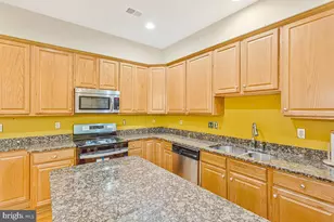 7115 Piney Woods Pl, Laurel, MD 20707 - Photo 12