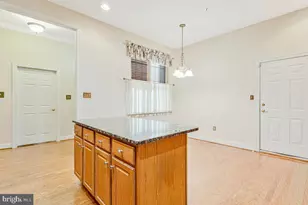 7115 Piney Woods Pl, Laurel, MD 20707 - Photo 8