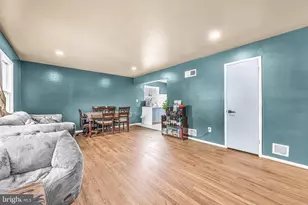 2213 Hannon St, Hyattsville, MD 20783 - Photo 4