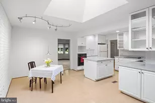 12102 Lerner Pl, Bowie, MD 20715 - Photo 14
