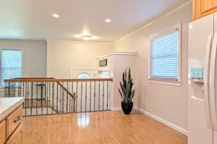 8 Empire Pl, Greenbelt, MD 20770 - Photo 6