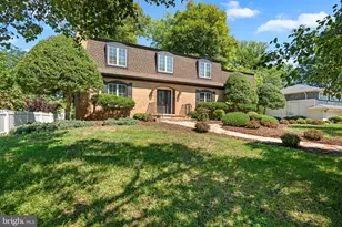 221 Surrey Circle Dr S, Fort Washington, MD 20744 - Photo 4