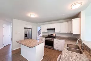 5108 Griffendale Ln, Upper Marlboro, MD 20772 - Photo 2