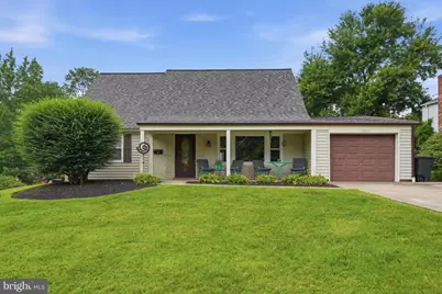 16010 Pond Meadow Lane, Bowie, MD 20716 - Photo 2