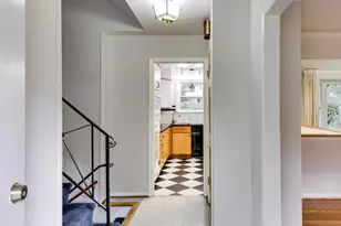 3510 Marlbrough Way, College Park, MD 20740 - Photo 6