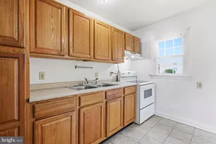 6207 Woodley Rd, Clinton, MD 20735 - Photo 10