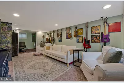 4512 38th Place, Brentwood, MD 20722 - Photo 8