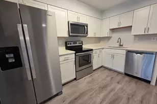 15040 Cherrywood Dr, Laurel, MD 20707 - Photo 4