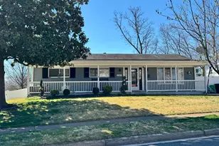 6300 Hardwood Dr, Lanham, MD 20706 - Photo 2