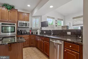 12001 Shadywood Ct, Bowie, MD 20721 - Photo 14