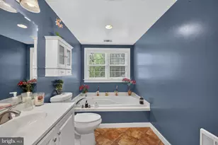 16201 Pond Meadow Ln, Bowie, MD 20716 - Photo 38