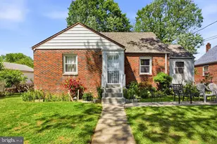 3510 Jefferson St, Hyattsville, MD 20782 - Photo 2