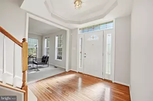 8105 Overfield Ct, Bowie, MD 20715 - Photo 4