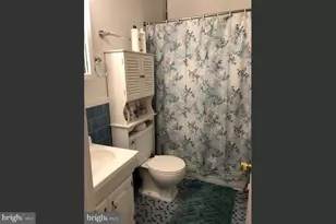 7938 Lakecrest Dr, Greenbelt, MD 20770 - Photo 4