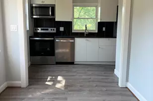 9103 Wallace Rd, Lanham, MD 20706 - Photo 10