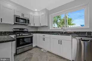 915 E Meadows Ct, Oxon Hill, MD 20745 - Photo 10