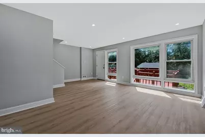915 E Meadows Court, Oxon Hill, MD 20745 - Photo 18