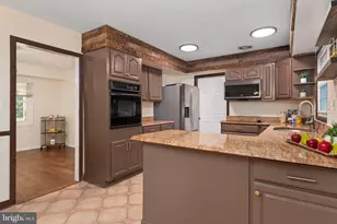 12801 Brunswick Ln, Bowie, MD 20715 - Photo 16