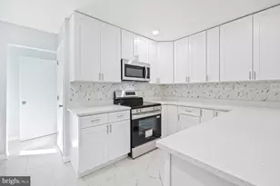 11309 Cherry Hill Rd, Beltsville, MD 20705 - Photo 12
