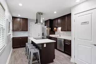 4917 Newton St, Bladensburg, MD 20710 - Photo 4