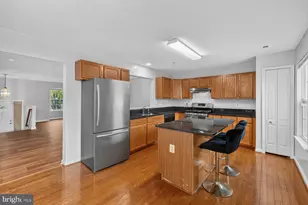 16332 Elkhorn Ln, Bowie, MD 20716 - Photo 10
