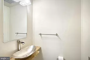 [Address not provided], Riverdale, MD 20737 - Photo 4
