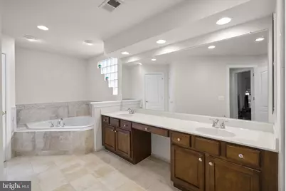 15430 Symondsbury Way, Upper Marlboro, MD 20774 - Photo 30