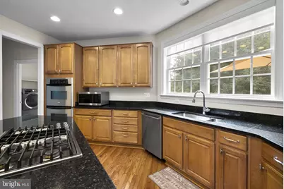 15430 Symondsbury Way, Upper Marlboro, MD 20774 - Photo 16