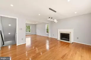 1811 Iverson St, Oxon Hill, MD 20745 - Photo 2