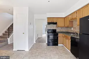 3213 Prince Ranier Pl, District Heights, MD 20747 - Photo 12