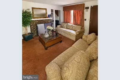 5818 Black Hawk Drive, Oxon Hill, MD 20745 - Photo 2