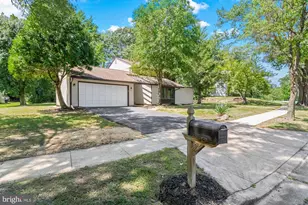 8605 Monmouth Dr, Upper Marlboro, MD 20772 - Photo 2