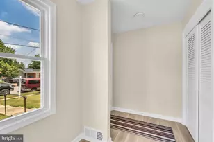 7536 Abbington Dr, Oxon Hill, MD 20745 - Photo 38