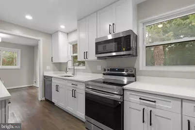 6203 Seminole Street, College Park, MD 20740 - Photo 16