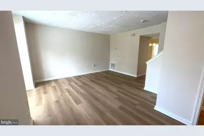 2431 W Rosecroft Village Circle, Oxon Hill, MD 20745 - Photo 6