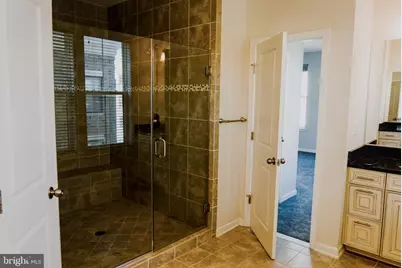 532 Harborview Dr., Oxon Hill, MD 20745 - Photo 18