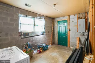 908 Cypresstree Pl, Capitol Heights, MD 20743 - Photo 32