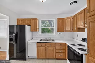 5711 Old Temple Hill Rd, Temple Hills, MD 20748 - Photo 4