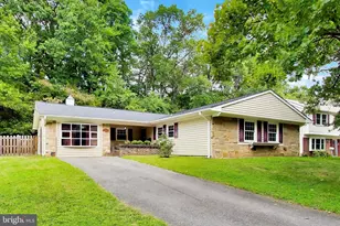 12208 Madeley Ln, Bowie, MD 20715 - Photo 2