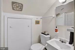 1521 Erskine St, Takoma Park, MD 20912 - Photo 24