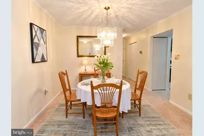 7714 Hanover Parkway #302, Greenbelt, MD 20770 - Photo 4