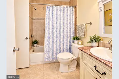 7714 Hanover Parkway #302, Greenbelt, MD 20770 - Photo 6