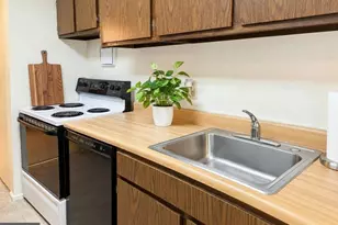 7714 Hanover Pkwy, Greenbelt, MD 20770 - Photo 14