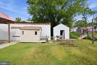 809 Eastern Avenue, Fairmount Heights, MD 20743 - Photo 22