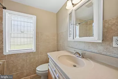 809 Eastern Avenue, Fairmount Heights, MD 20743 - Photo 18